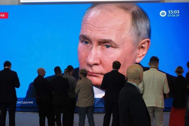 Владимир Путин поручил принять законопроект о креативной индустрии