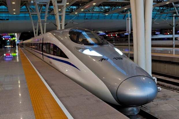 самые быстрые скоростные поезда в мире: CRH380A. фото