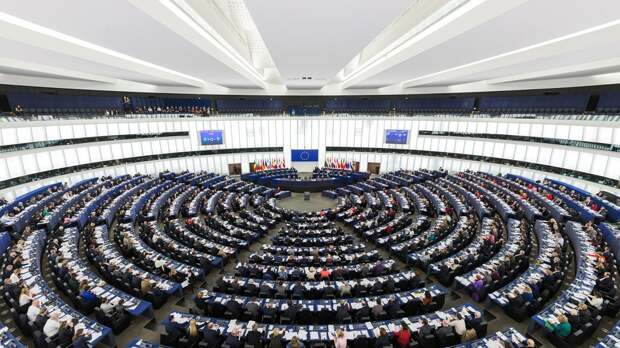 Депутаты Европарламента призвали разработать стратегию по противодействию России