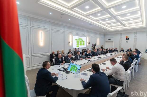 Образовательный проект ´Школа молодого руководителя´ стартовал в Могилевской области.