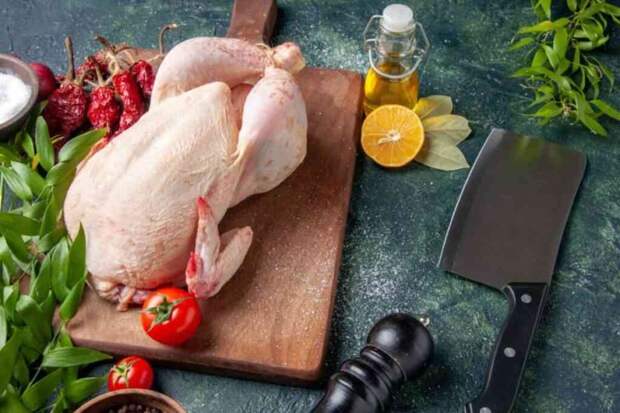 Курица на соли: гениально простой рецепт, который дает хрустящую корочку