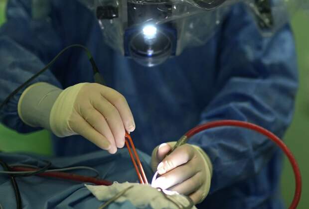 В Оренбурге 10-месячная девочка наелась гидрогелевых шариков и попала в реанимацию