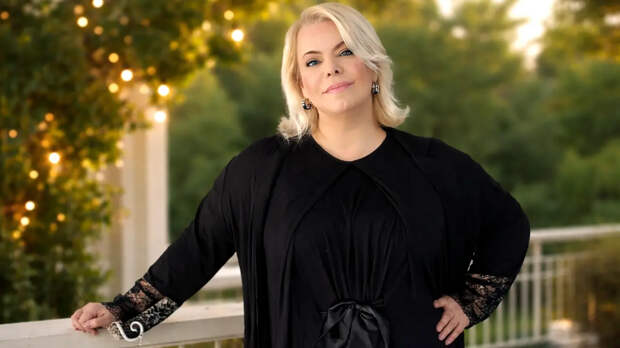 "Нам нужна другая Дума, а не переименование праздников!": Поплавская взорвала Интернет