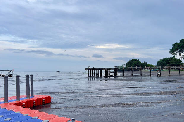 Jakarta Globe: на Бали объявили наивысший уровень погодной опасности из-за ливня