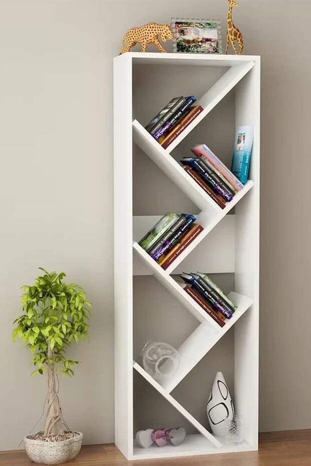 Как преобразить книжный шкаф: отличные идеи