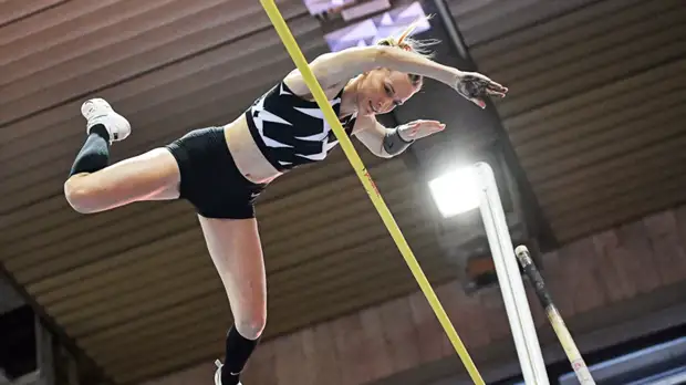 Легкоатлеты Сидорова и Иванюк отправили заявки на получение нейтрального статуса