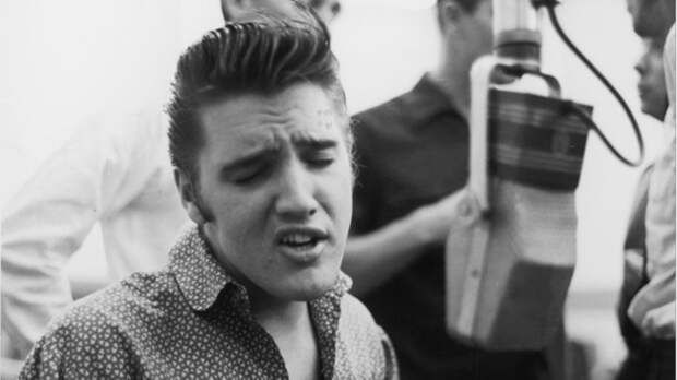 The first record of Elvis Presley sells for $ 300,000 at auction 80 Birthday