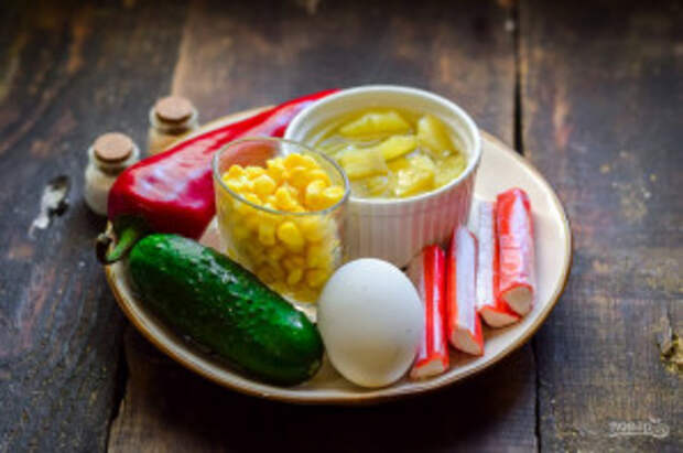 Салат с ананасом и перцем - фото шаг 1