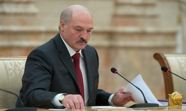 Лукашенко отправил в отставку руководство правительства Белоруссии 