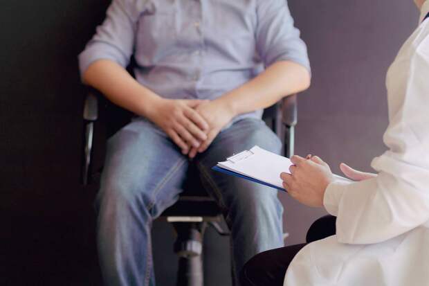 Россияне бросились омолаживать пенисы