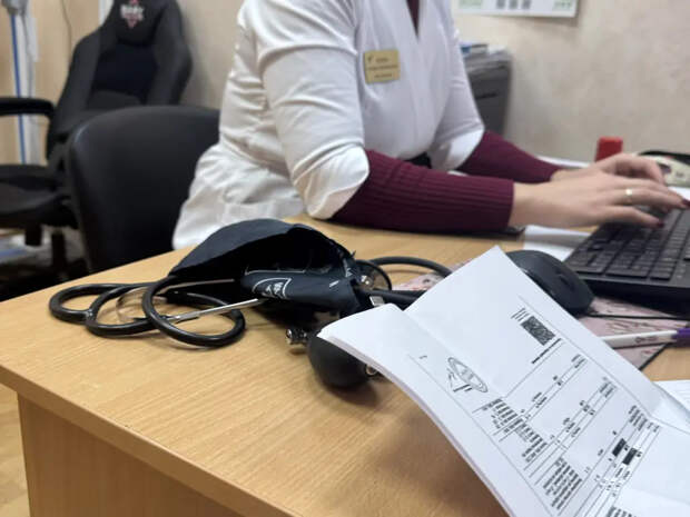 Что делать, если давление зашкалило, а лекарств под рукой нет? Вот 3 реальных способа его снизить