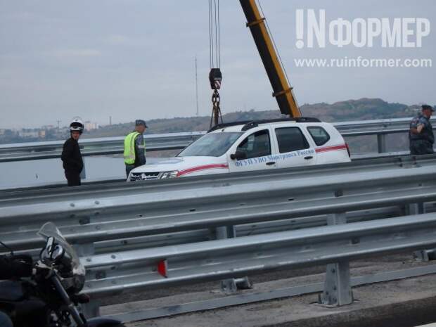 Эксклюзивные кадры запуска автомобильного движения на Крымском мосту