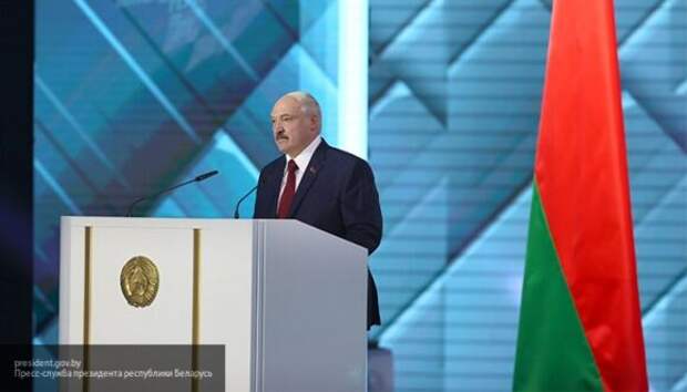 Лукашенко намерен выступить перед белорусами со срочным обращением Лукашенко намерен выступить перед белорусами со срочным обращением