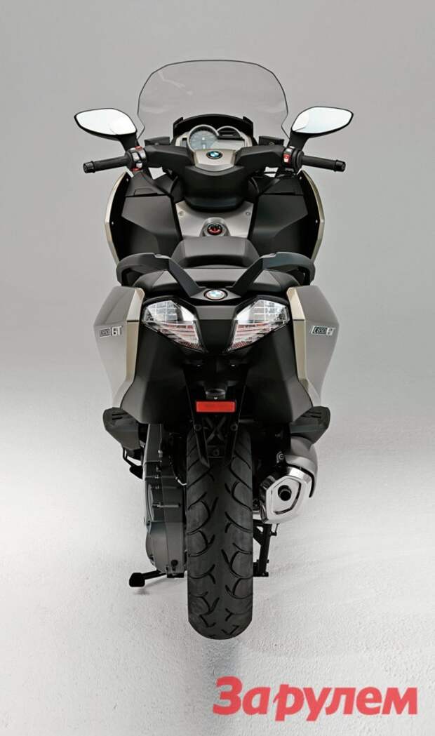 003_moto_0112_026
