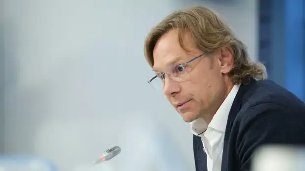 Адвокат: дайте Карпину время поработать в сборной России