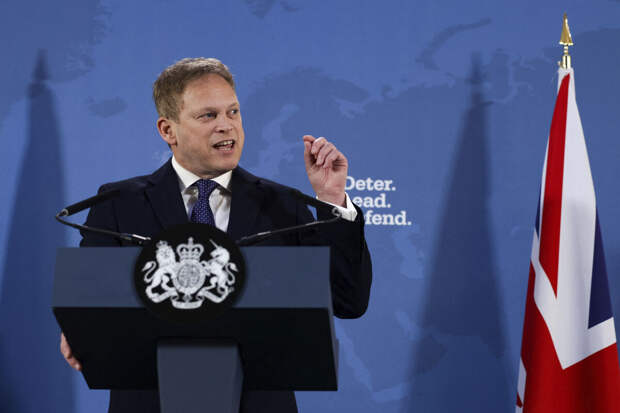 Глава МО Британии Шэппс призвал нейтральные страны вступать в НАТО