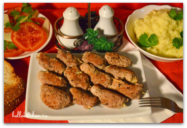Свиные рулетики с сыром и чесноком 10-