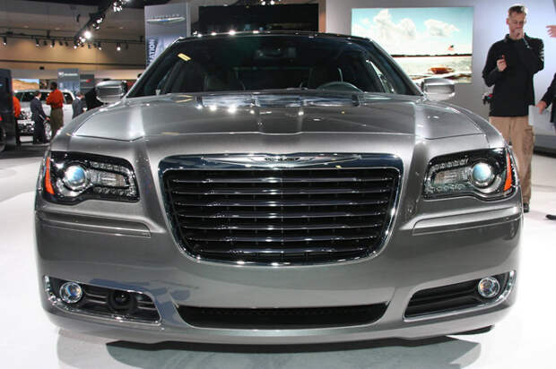 Chrysler 300S