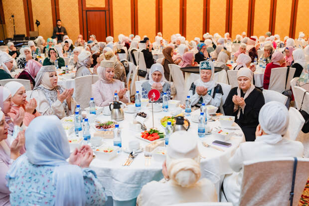 Казанда Россия Мөслимәләр берлеге ифтары узды