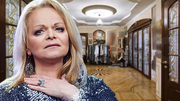 "Мимика опережает мысль": Профайлер расшифровала улыбку адвоката Долиной