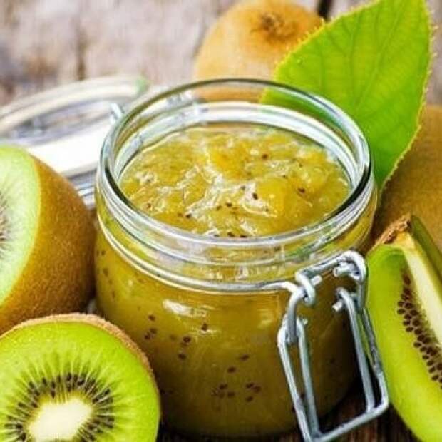 Варенье из киви очень вкусное и необычайно красивое!