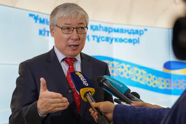 Украинские грабли не страшат правящую элиту Казахстана