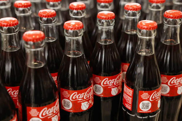 Mash: Coca-Cola готовится к возвращению в Россию