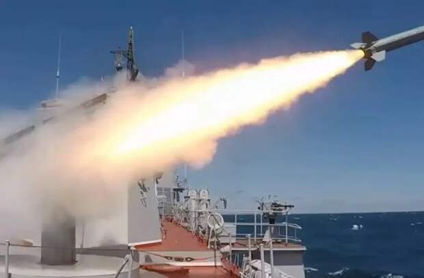 В Баренцевом море отличился зенитный ракетный комплекс «Оса-МА2