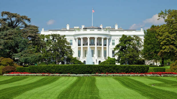 Здание Белого дома в Вашингтоне - РИА Новости, 1920, 18.10.2025