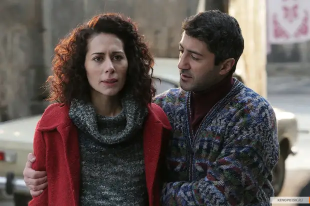 «Чехова можно ставить в любой стране»: Сабина Ахмедова о музыке, актёрских школах и особенностях национального кино