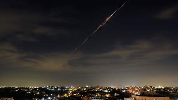 "Не договорятся". Эксперты допускают три сценария развития войны с Ираном