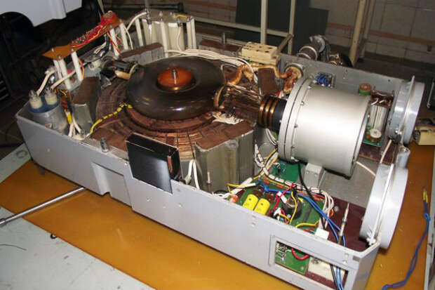 Томские учёные собрали томограф, позволяющий просвечивать космические спутники