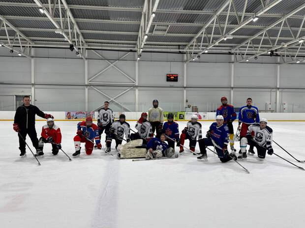 Дети участников СВО в Тульской области смогут бесплатно заниматься хоккеем