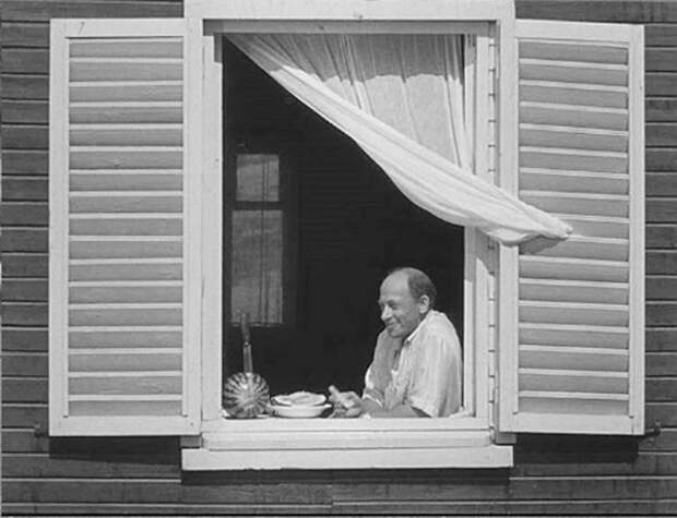 Сегодня исполнилось бы 88 лет Евгению Евстигнееву. История создания фильма "Добро пожаловать или посторонним вход воспрещен"