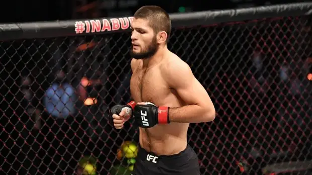 Нурмагомедов вспомнил, как завоевал титул чемпиона UFC