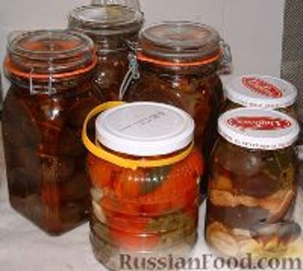 Фото к рецепту: Баклажаны маринованные, фаршированные зеленью Фото к рецепту: Баклажаны маринованные, фаршированные зеленью