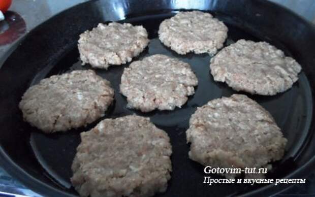 Котлеты в духовке под шубой