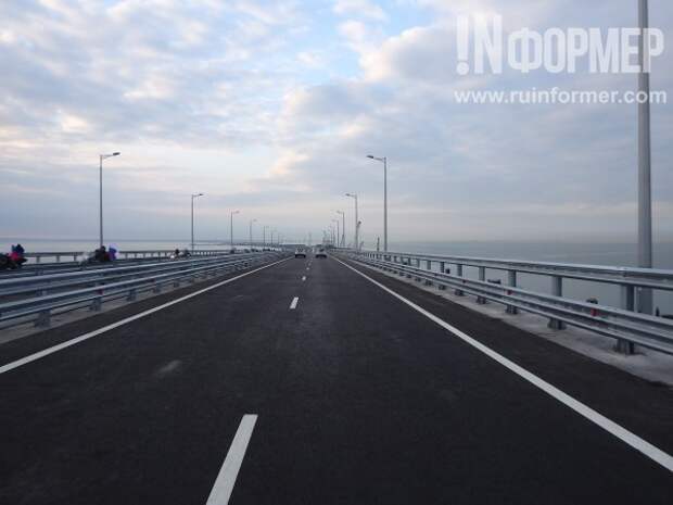 Эксклюзивные кадры запуска автомобильного движения на Крымском мосту