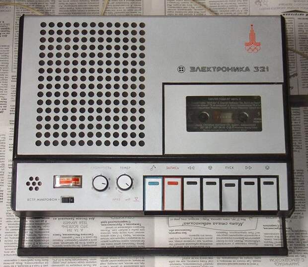 Кассетные магнитофоны 70-80-х (3)