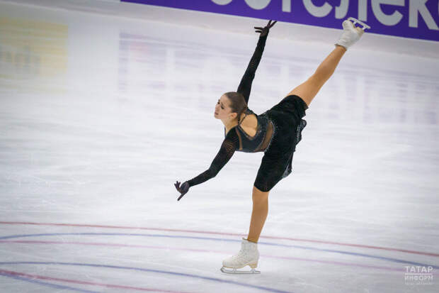 Вернувшаяся Камила Валиева прошла в полуфинал чемпионата России по прыжкам