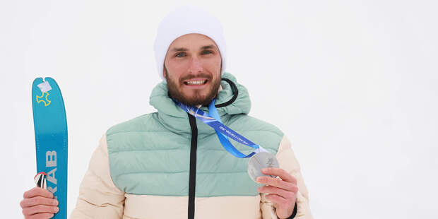 Ски-альпинист Филиппов повредил свою олимпийскую медаль, уронив её