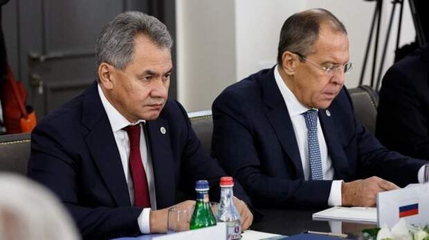 Лавров и Шойгу отсутствовали в штабе «Единой России» из-за возможной занятости на работе
