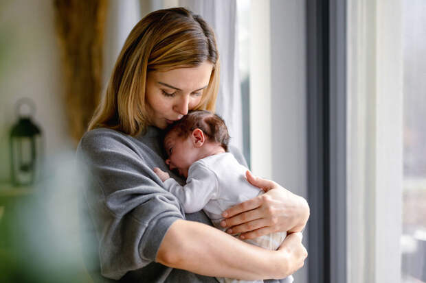 В России 28% мужчин заявили, что готовы к отношениям с женщиной с ребенком