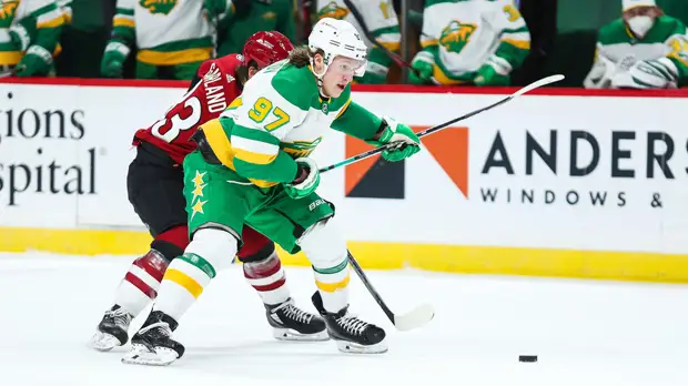 Феерия в третьем периоде: Капризов оформил первый хет-трик в НХЛ и стал лучшим российским бомбардиром сезона