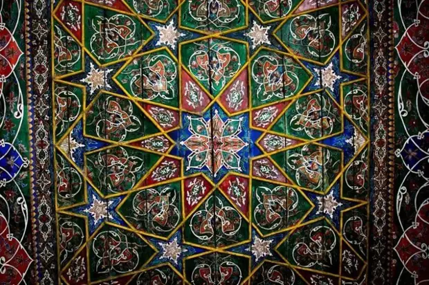 Это просто фантастика! Чудеса исламской архитектуры Это просто фантастика! Чудеса исламской архитектуры Мечеть, Шираз, Насир, альМульк, Мавзолей, Исфахан, мечеть, Купол, Фатимы, Масуме, город, Скалы, Шейха, Имама, Пакистан, Узбекистан, Лютфаллы, Накшбанда, Бахауддина, Лахор