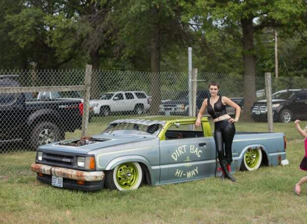 Greaserama, авто