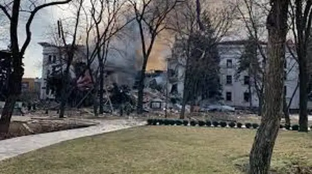 Тарута: бомбоубежище в драмтеатре Мариуполя выдержало удар «Азова»* без погибших