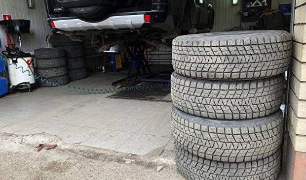 Когда менять резину в Москве: рекомендации эксперта Канаева на 2026 год