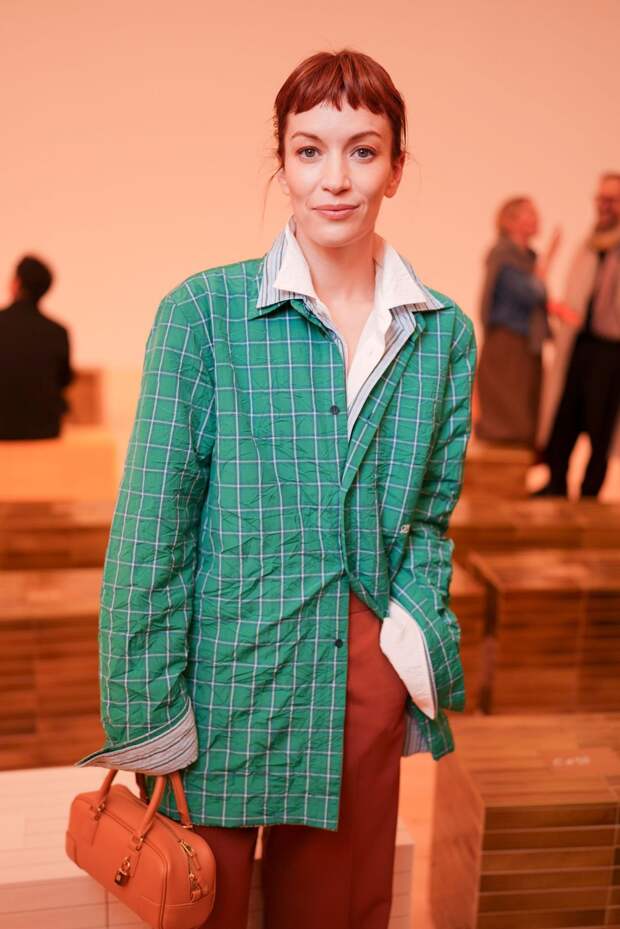 Неделя моды в Париже: Рената Литвинова, Шарлиз Терон и Дженна Ортега Неделя моды в Париже: Рената Литвинова, Шарлиз Терон и Дженна Ортега