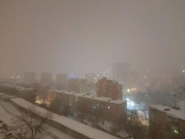 Собственный «снежный Армагеддон» пришёл во Владивосток